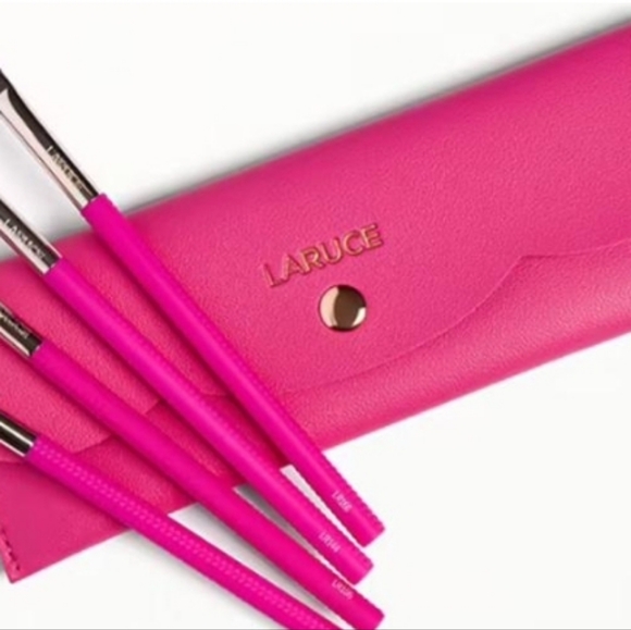 LARUCE BEAUTY Kayla 4-Piece Eye Makeup Brush Set With Pink Case - Picture 3 of 4